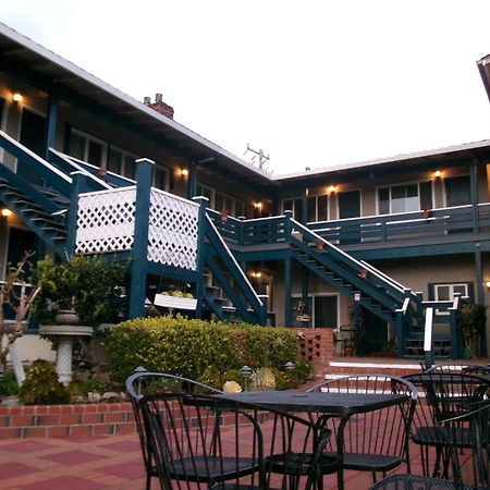 Carmel Wayfarer Inn Exterior photo